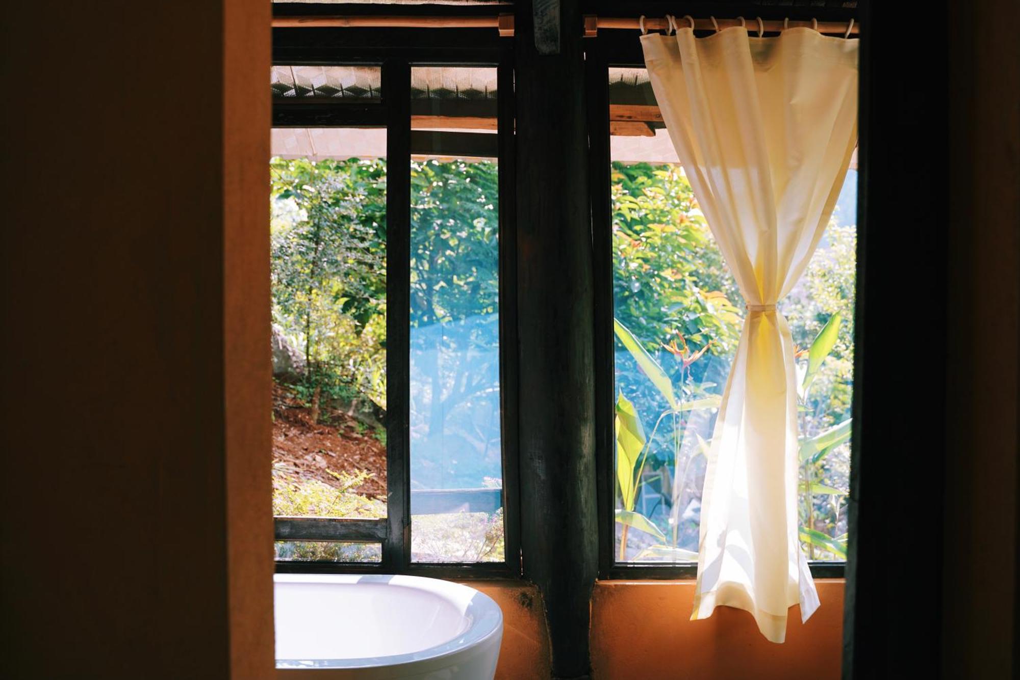Retreat Lodge